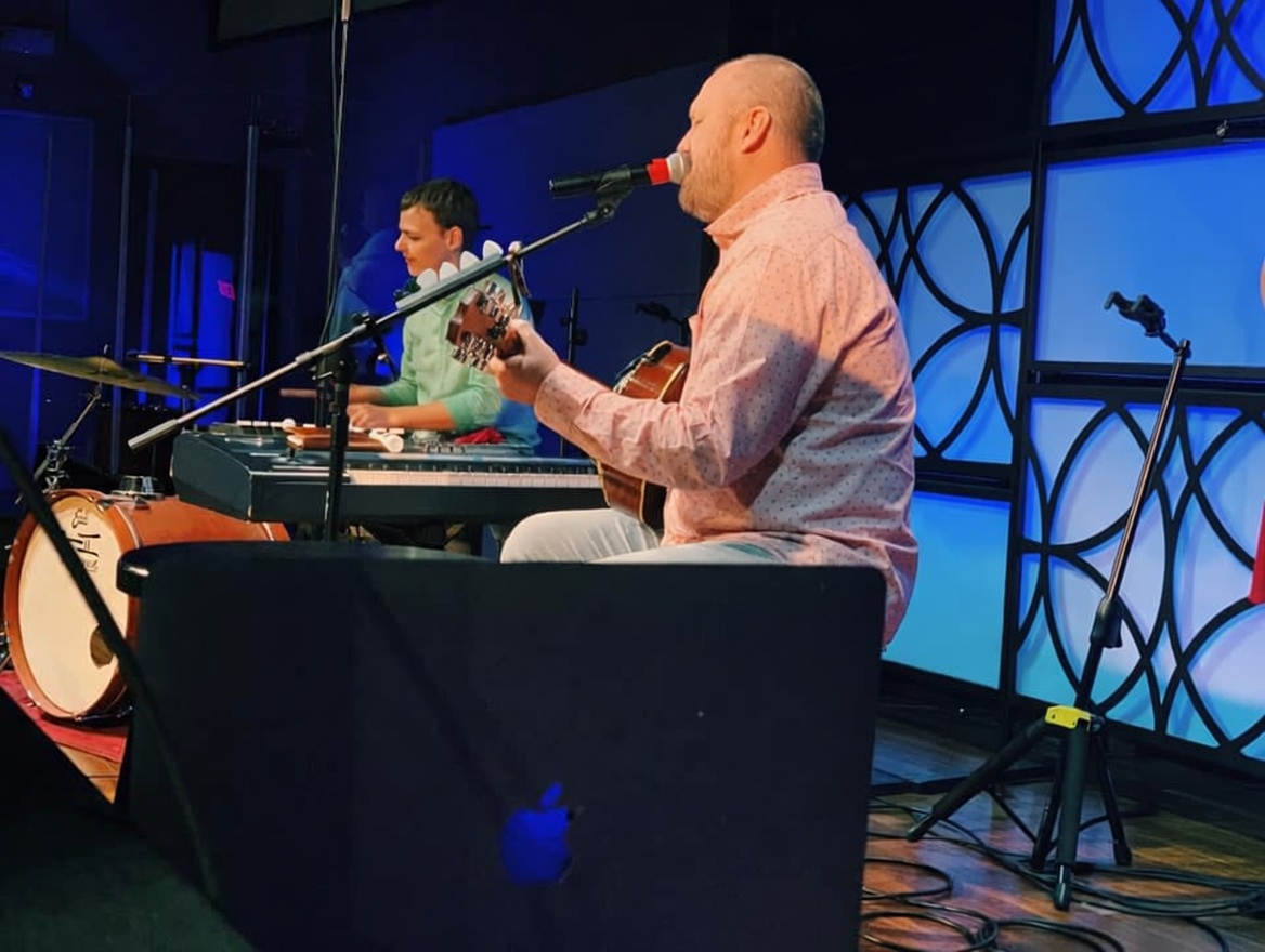 Stillwater Duo performing live